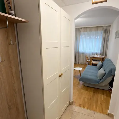 Lägenhet Downtown Comfort - Different Bukarest